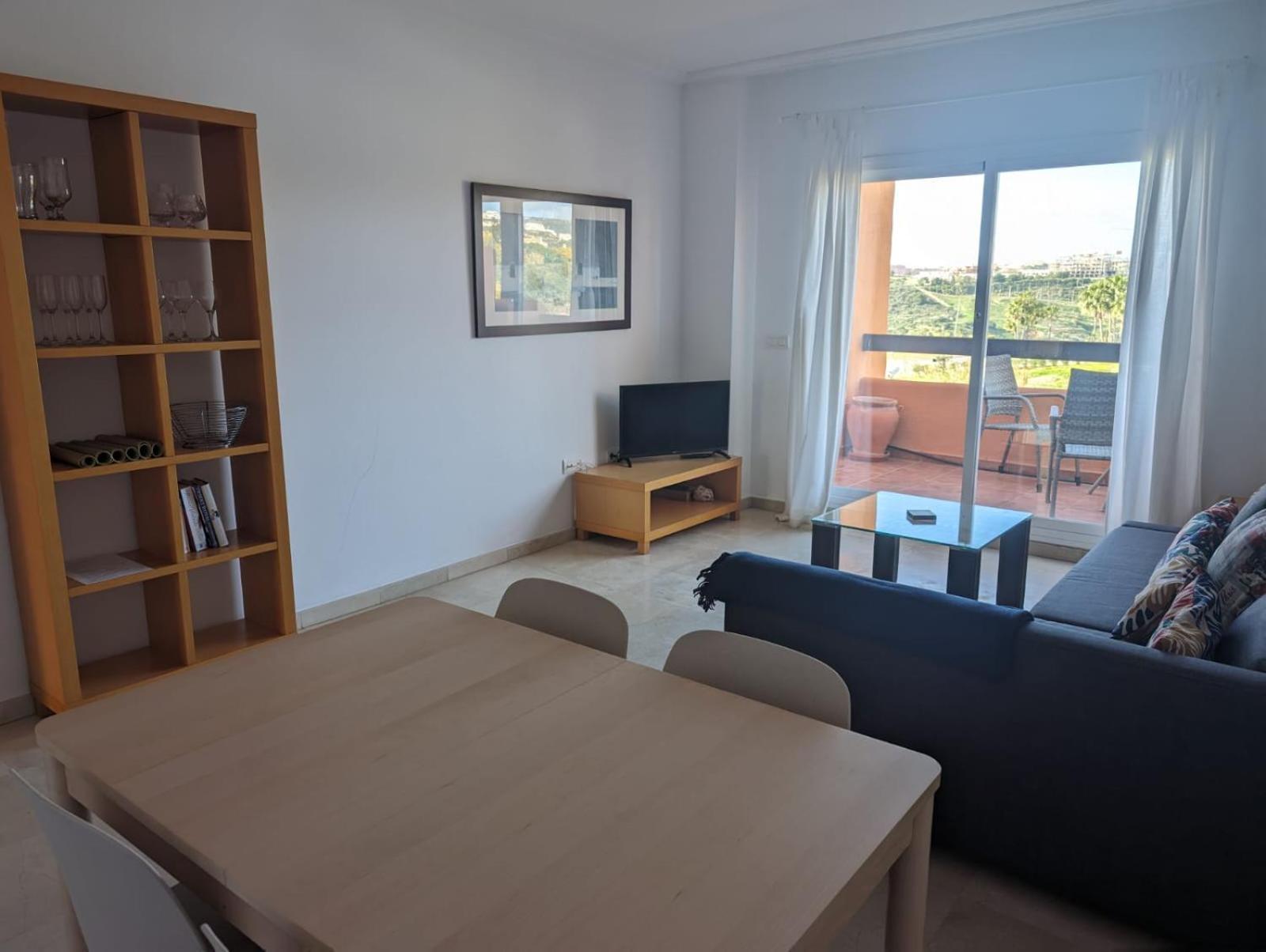Casares Del Sol Penthouse Lägenhet Exteriör bild