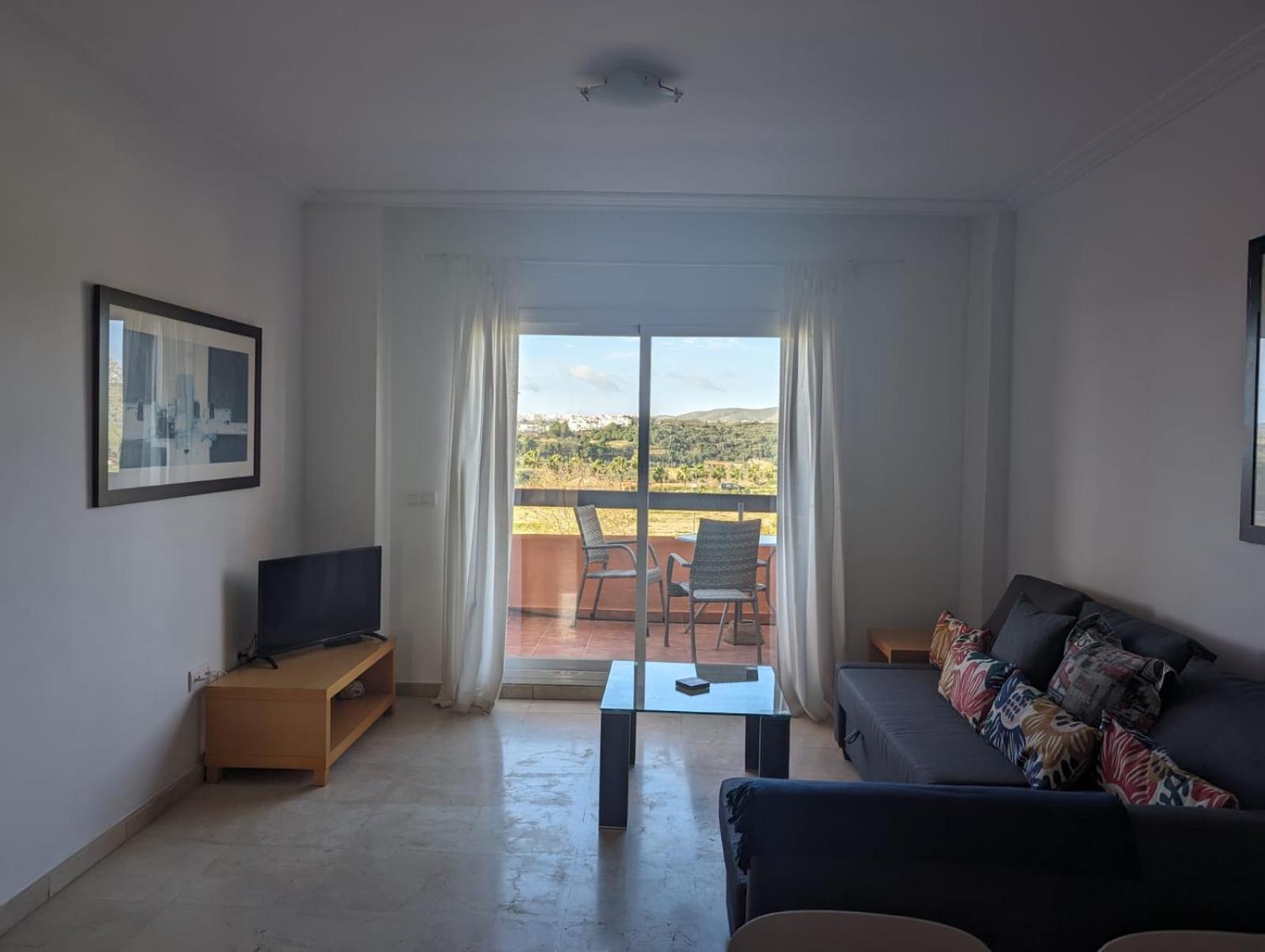 Casares Del Sol Penthouse Lägenhet Exteriör bild